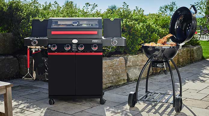 FC Bayern Edition Gas Grill BBQ Station Videro G4-S and Charcoal Kettle Grill No.1 Sport F50 on the Terrace