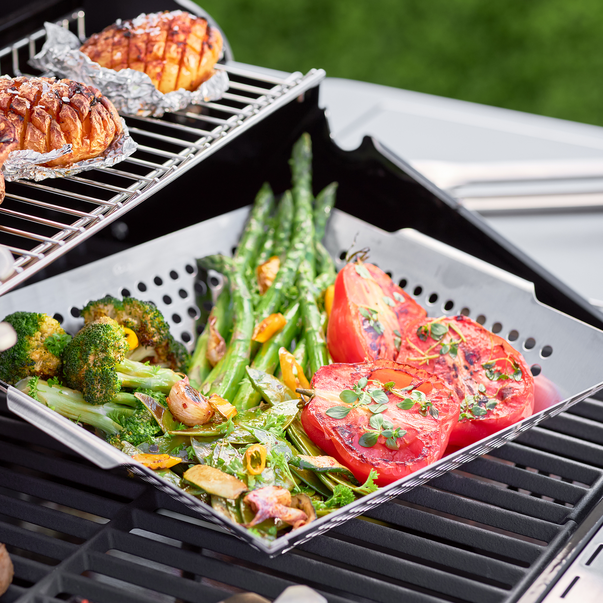 Grill and vegetable pan