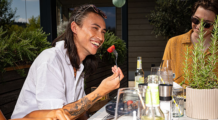 listing.imageAltPrefix