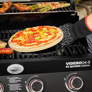 Pizza on the FC Bayern Edition Pizza Stone Vario