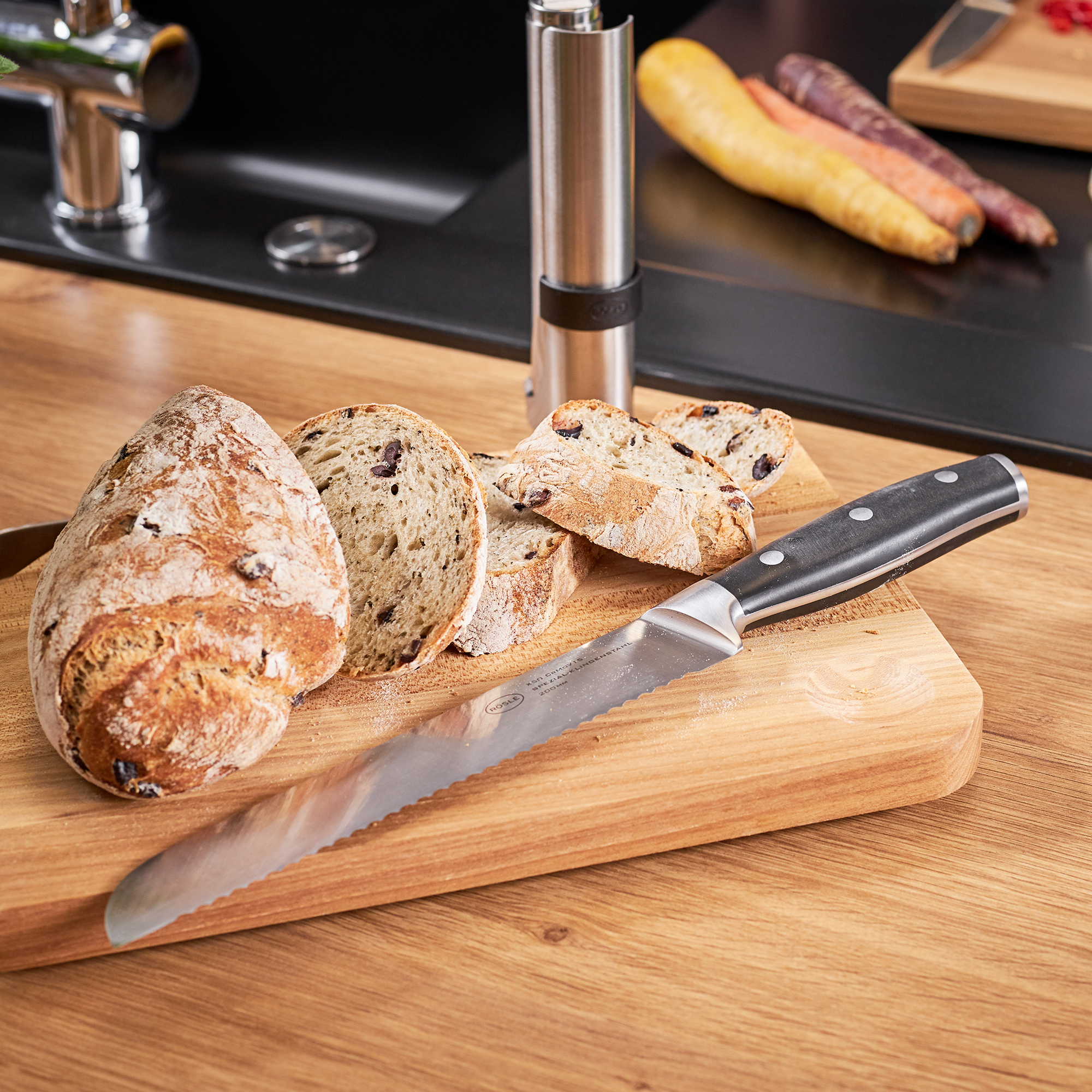 Brotmesser Tradition mit Wellenschliff 20 cm