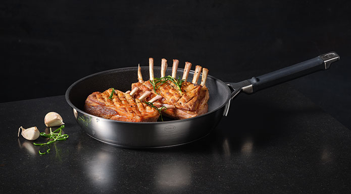 Bratpfanne Silence Pro 32cm Lammkarree in der Bratpfanne Silence Pro 32cm