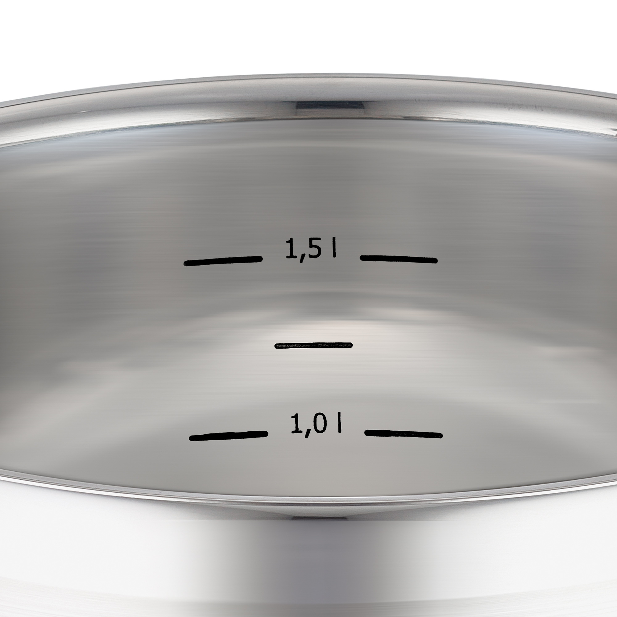 Stainless steel saucepan with inner markings for 1.0 l and 1.5 l.