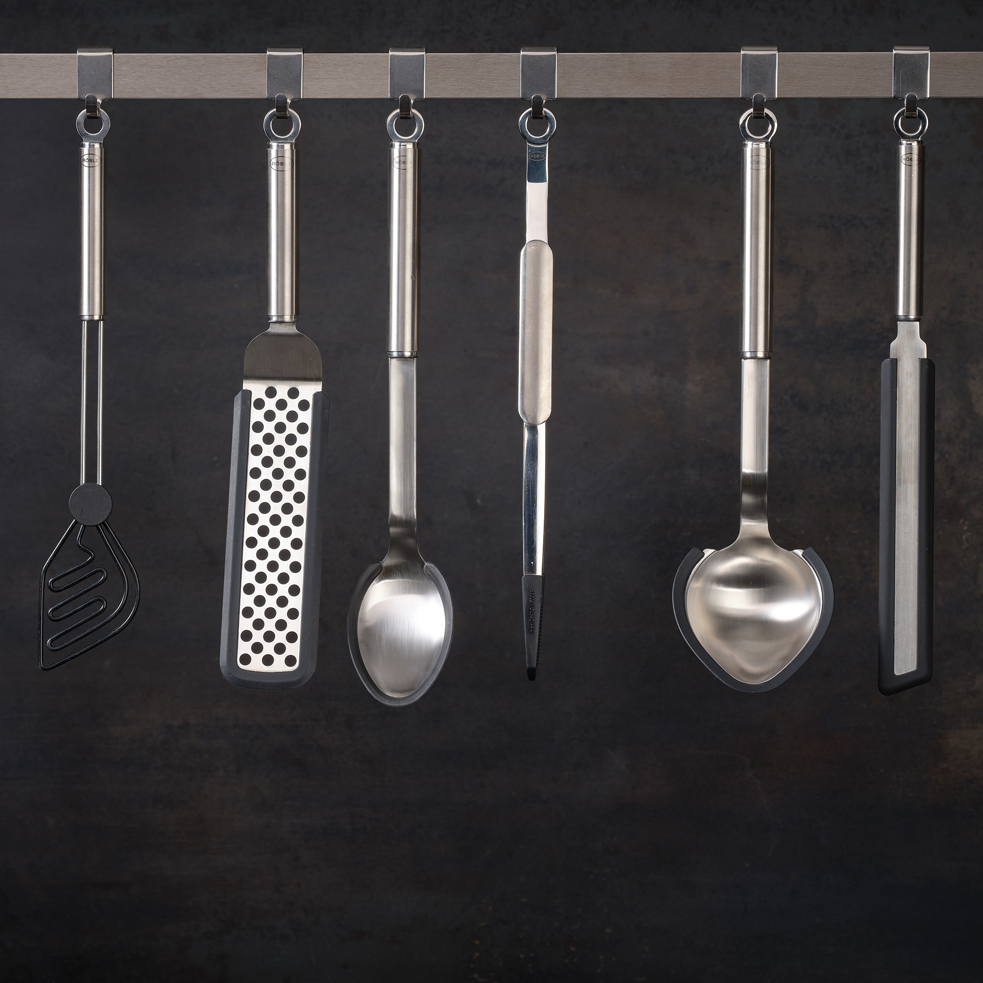RÖSLE kitchen utensils Kitchen utensils made of stainless steel and silicone, including a portioner, turner, grater,...