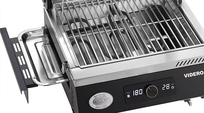 Elektrogrill E2-P Fettauffangwanne aus Edelstahl, die man an der Seite aus dem Grill ziehen kann.