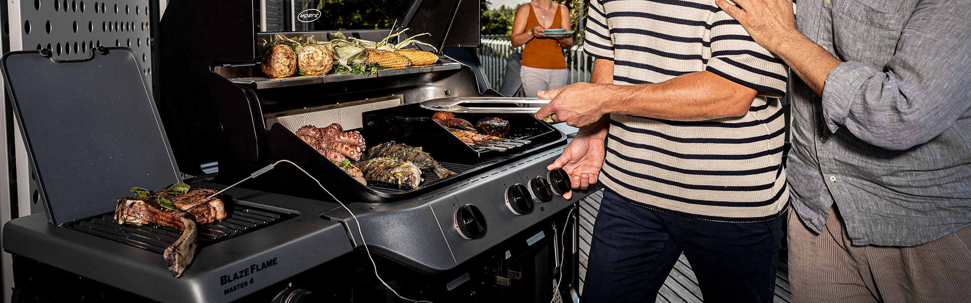Grillgut auf dem neuen Gasgrill BLAZEFLAME Master 4