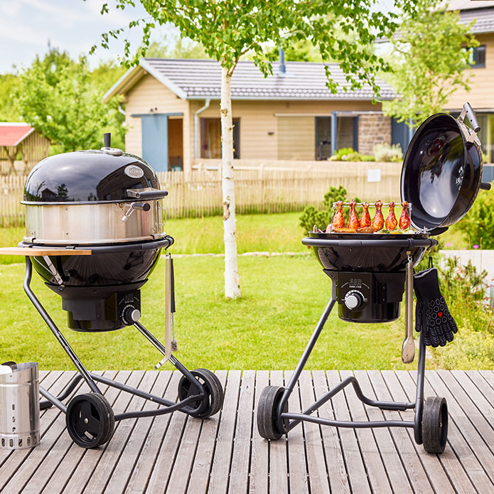 Charcoal ball grill PRO