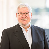 Dr. Hermann Steinhauser Dr. Hermann Steinhauser