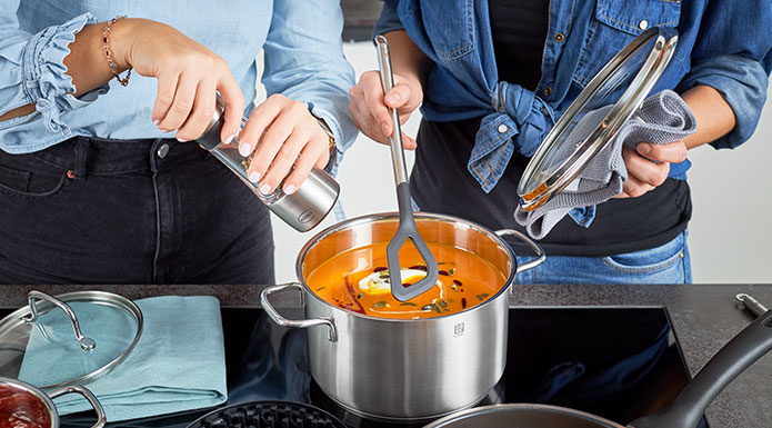 Pumpkin soup in Basic Line cooking pot