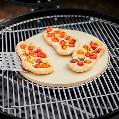 Grillrostsystem Varo+ Focaccia auf dem Grillrostsystem Varo+