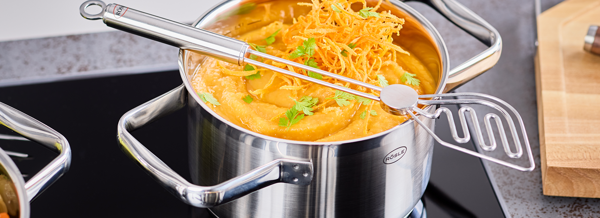 listing.imageAltPrefix