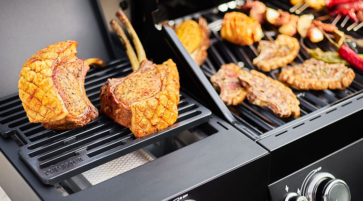 Grillen Profi Fleisch auf der Primezone grillen